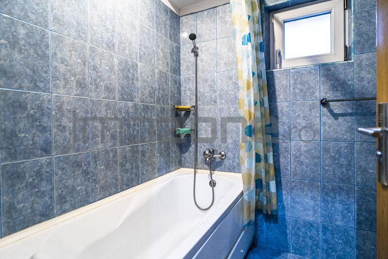 Piata Veteranilor apartament deosebit, bloc stradal, reabilitat, bucatarie 10mp